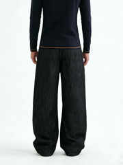 Retro curved and stitched jeans