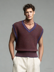 Knitted V-neck pullover