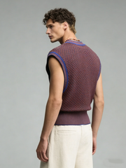 Knitted V-neck pullover