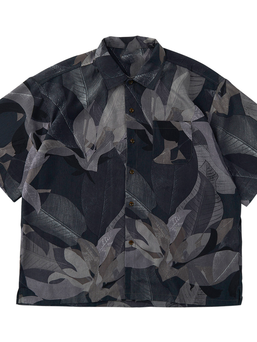 Collared linen short-sleeved shirt